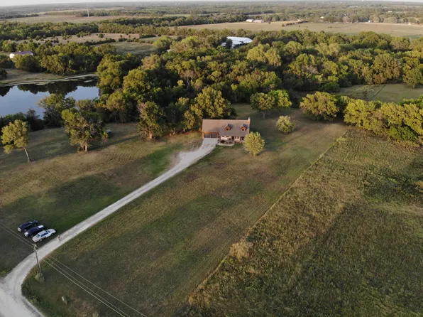 9812 SW Hodges Rd, Augusta, KS 67010