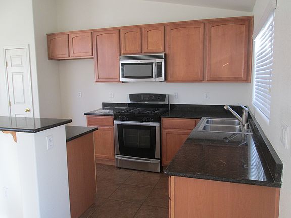 4th image of 3113 Red Imp Ave