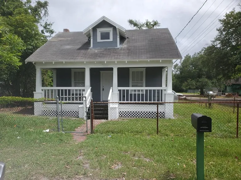 664 Escambia St — Photo 1
