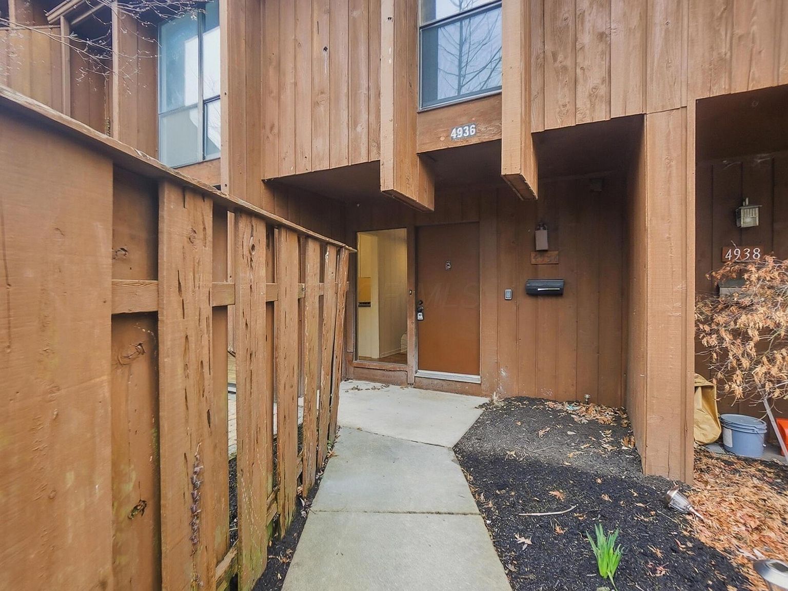 4936 Wintersong Ln #4