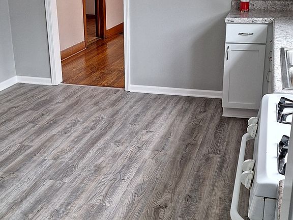 3rd image of 2008 Lake Ave #1