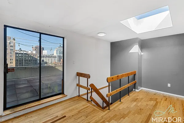 Rented by Mirador Real Estate | media 6