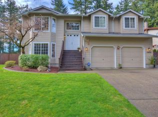 19032 68th St E, Bonney Lake, WA 98391