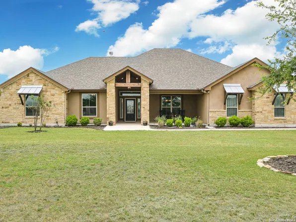 207 Siena Woods, Marion, TX 78124