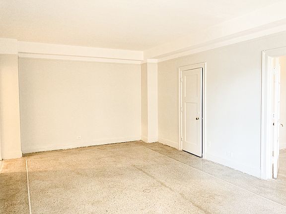 4th image of 8905 E Jefferson Ave #1-504