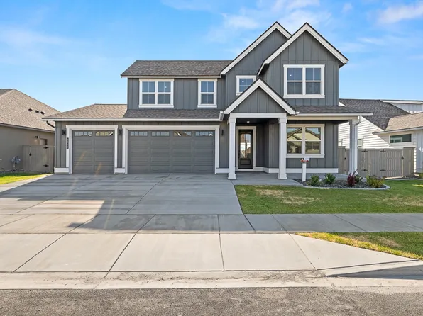 2841 Avrio Ave, Richland, WA 99354