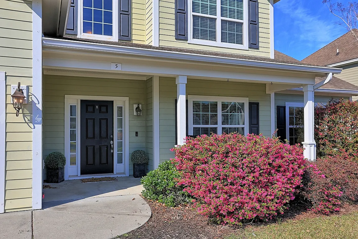4 bed, 3.5 bath, 3094 sqft, $3,300 — Photo 4