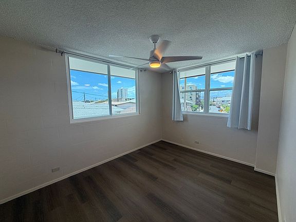 4th image of 1650 Stillman Ln #301