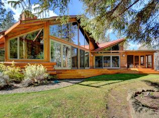 3182 Rogue River Dr, Eagle Point, OR 97524