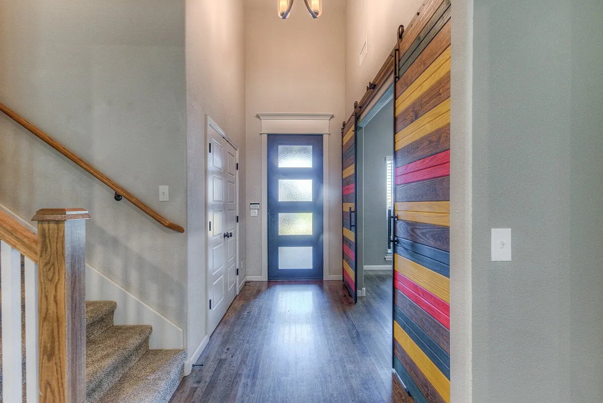 4 bed, 3.0 bath, 2835 sqft, $3,300 — Photo 3
