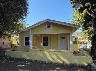2704 Mayfield Ave, Montrose, CA 91020