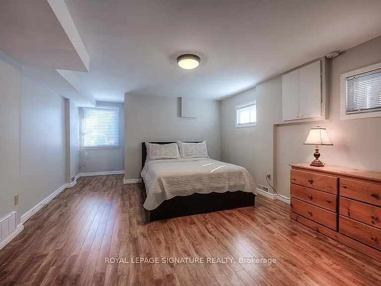 28 Coach Hill Dr — Photo 5