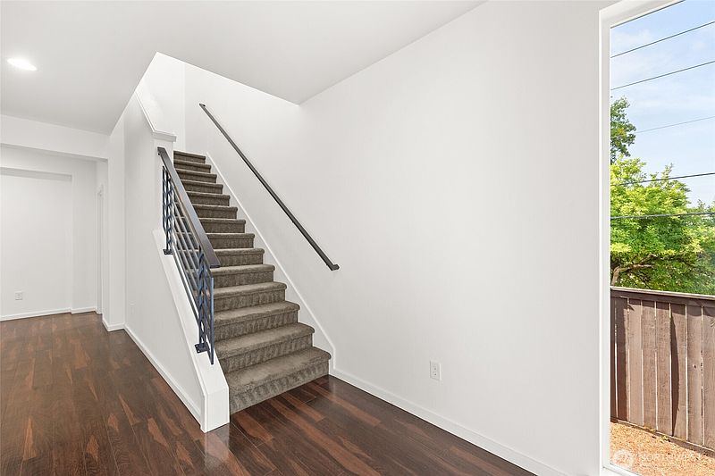 5th image of 5657 S 328th Place