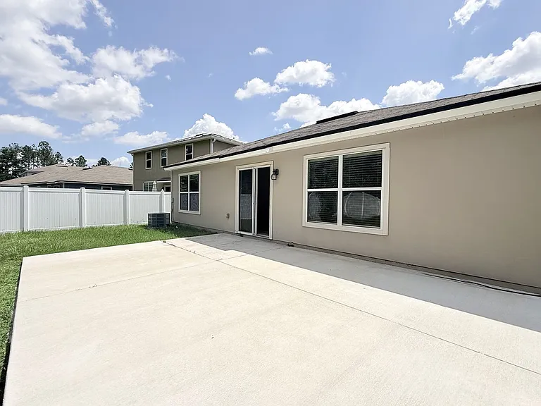 12306 Crossfield Dr — Photo 5