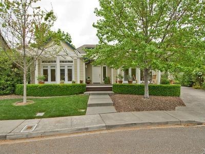 1190 Meadowcreek Cir, Saint Helena, CA, 94574