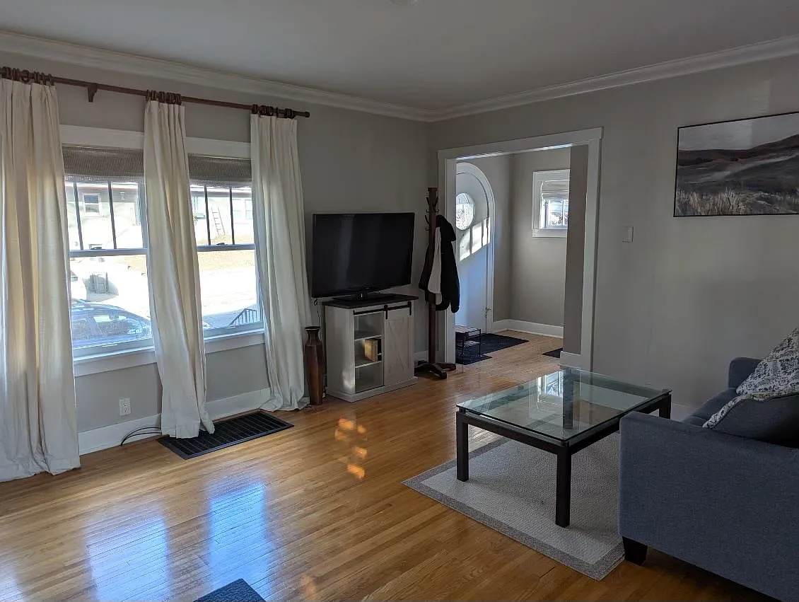 2 bed, 2.5 bath, 1790 sqft, $2,200 — Photo 4