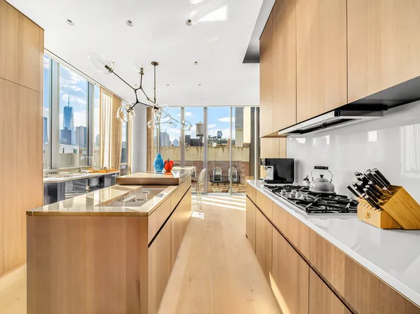 152 Elizabeth Street image 6 of 21