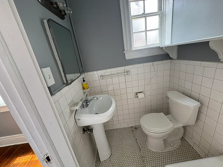 21 N Lime St #1 — Photo 6