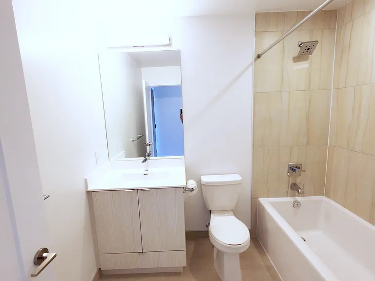225 Village Green Sq #2805 — Photo 5