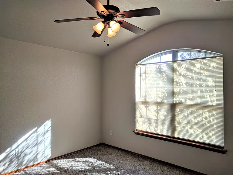 2821 E Lake Dr — Photo 5