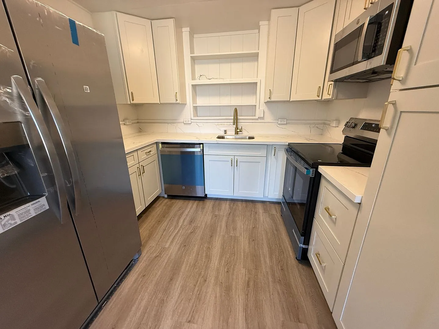 Fully Renovated 3-Bedroom Home with AC & Large Yard Pet Friendly! — Photo 2