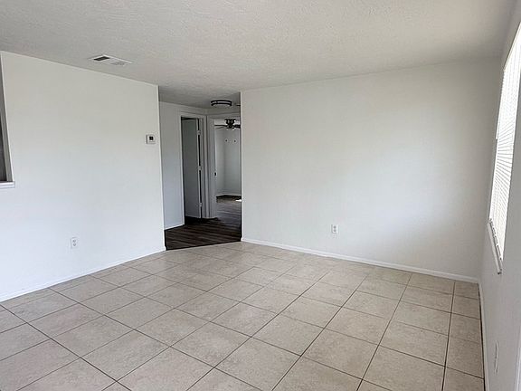 5th image of 5020 Vickers Dr