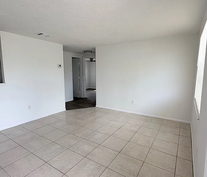 5020 Vickers Dr — Photo 5