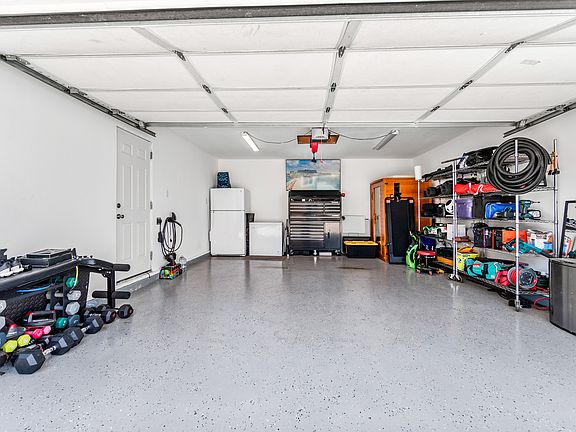 3rd image of 5623 Briercrest Ave