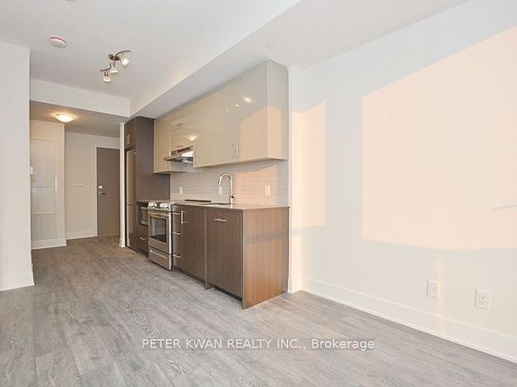 5th image of 188 Fairview Mall Dr #1102