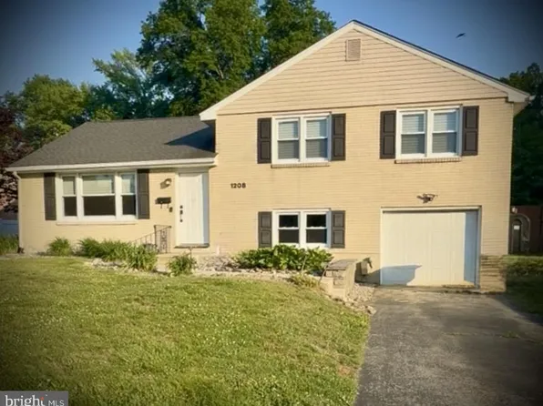 1208 Winstead Rd, Wilmington, DE 19803