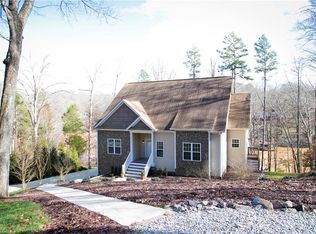 123 River Ridge Ln, Statesville, NC 28677