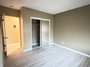 1934 N Hollywood Way #M, Burbank, CA 91505
