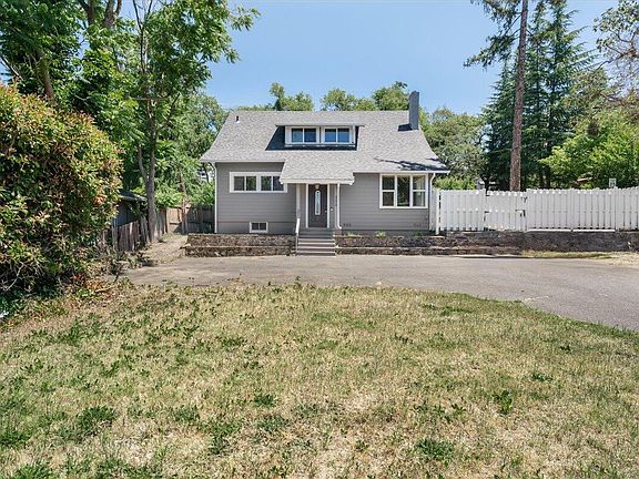3rd image of 300 Sunrise Ave