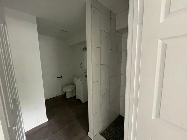 208 N Shirley Ln, Willis, TX 77378