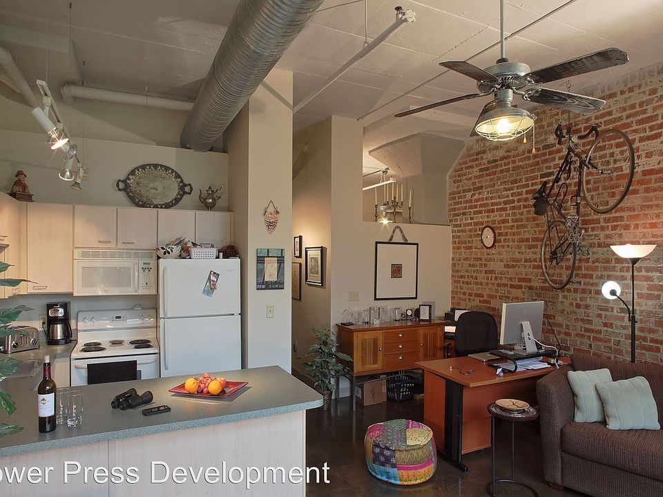 1st image of 3030 E 63rd St APT 308