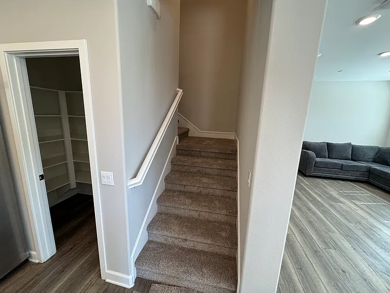 1180 Delpy View Point #1180 — Photo 11