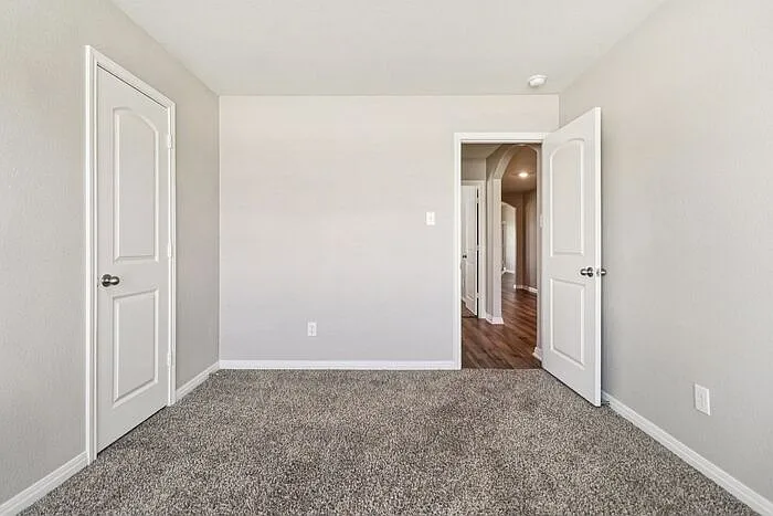 127 Crimson Cir — Photo 13