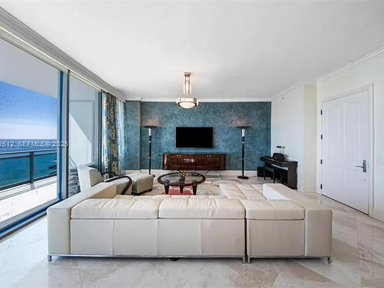 10295 Collins Ave #1502 — Photo 8