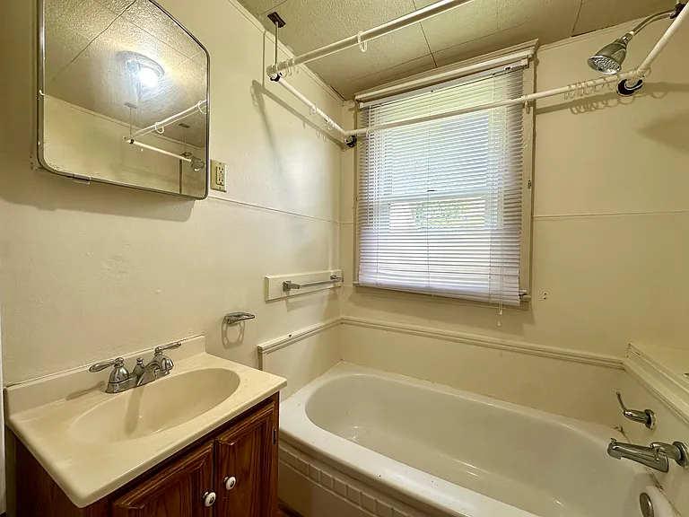 29 W Miller St — Photo 26