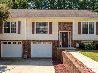 3105 Kay St, Conover, NC 28613