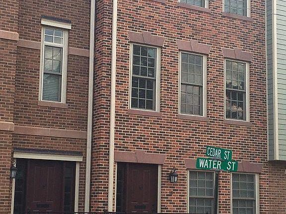 121 Jacobs front entrance