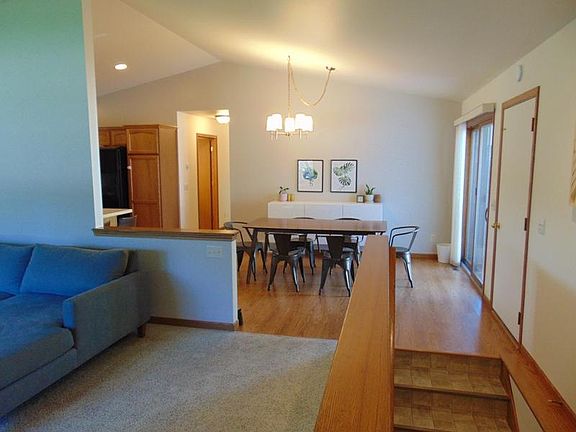 4th image of 1306 Blackwood Ct