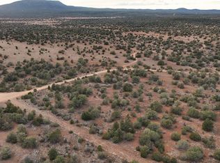 54473 Shadow Mountain Pkwy, Seligman, AZ 86337