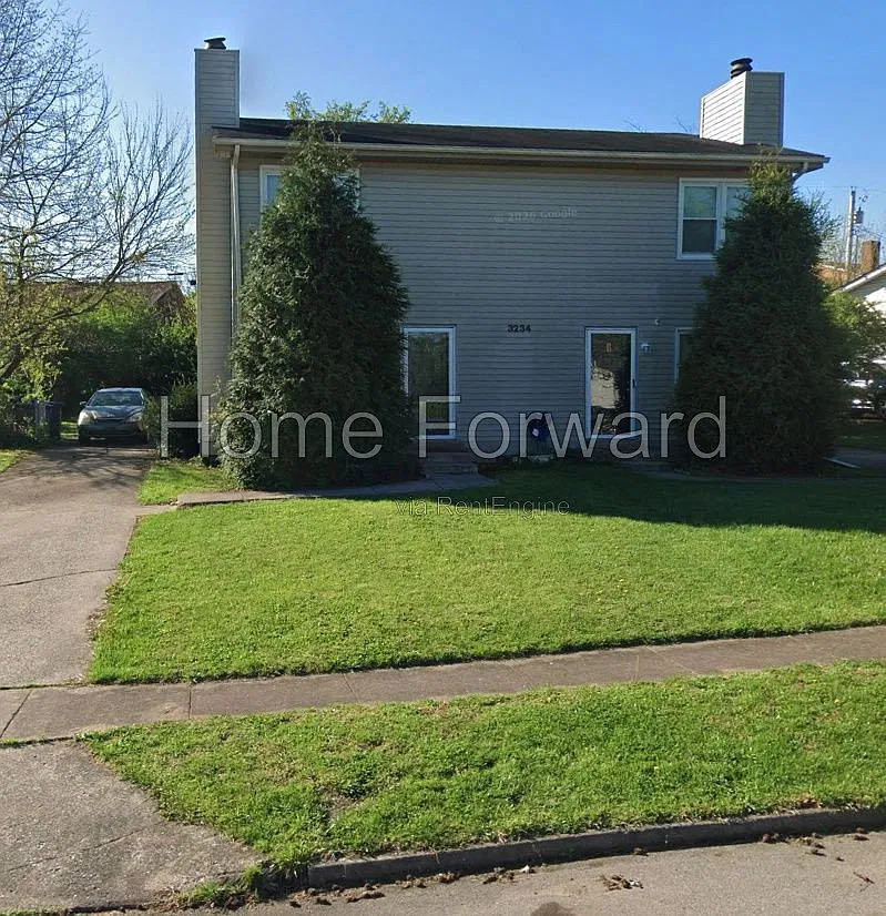 2 bed, 1.5 bath, 1200 sqft, $1,200 — Photo 1