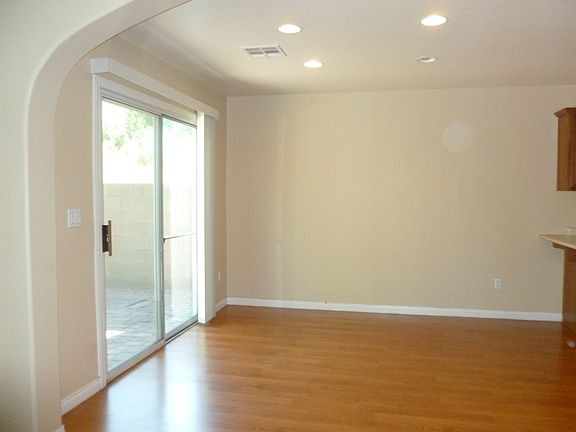 3rd image of 8862 Skyline Peak Ct