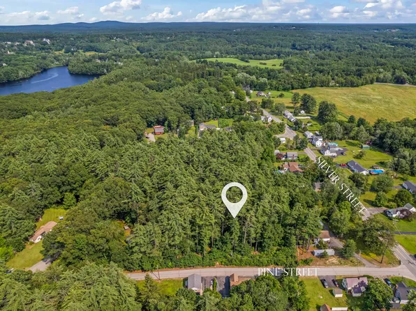 Pine Street, Rollinsford, NH 03869