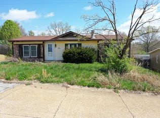 1708 Chinkapin Dr, High Ridge, MO 63049