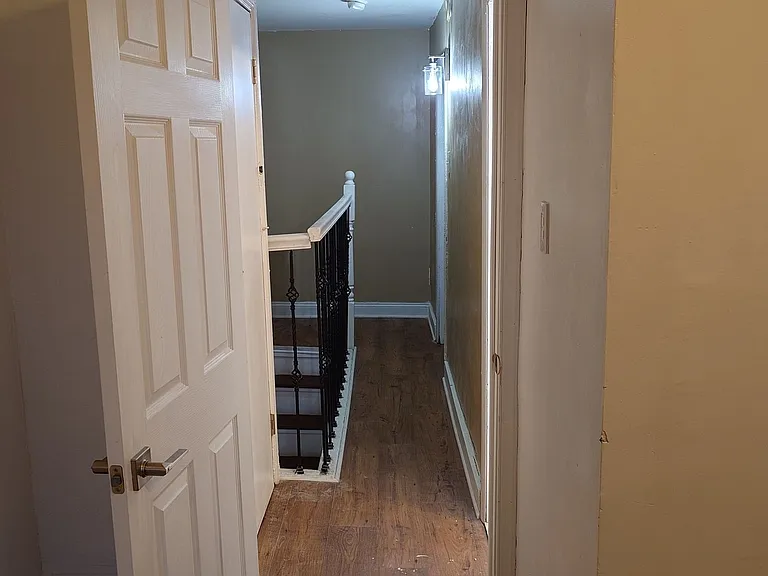 2224 Latona St — Photo 5