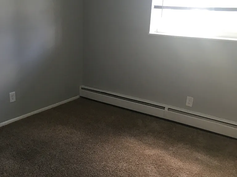 Valley York Apartments — Photo 37