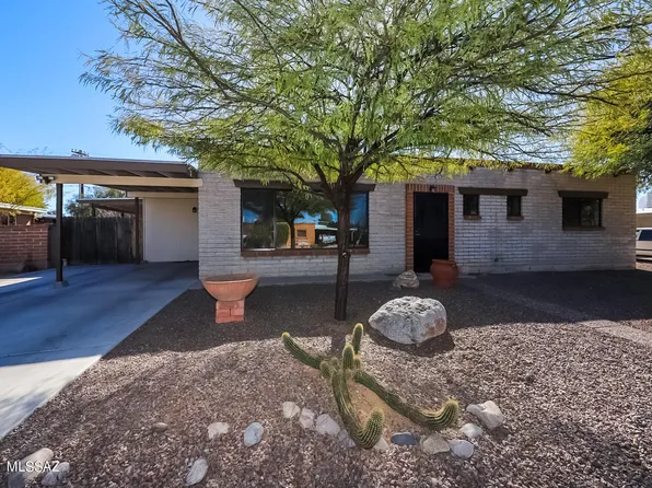 7332 E Random Ridge Dr, Tucson, AZ 85710